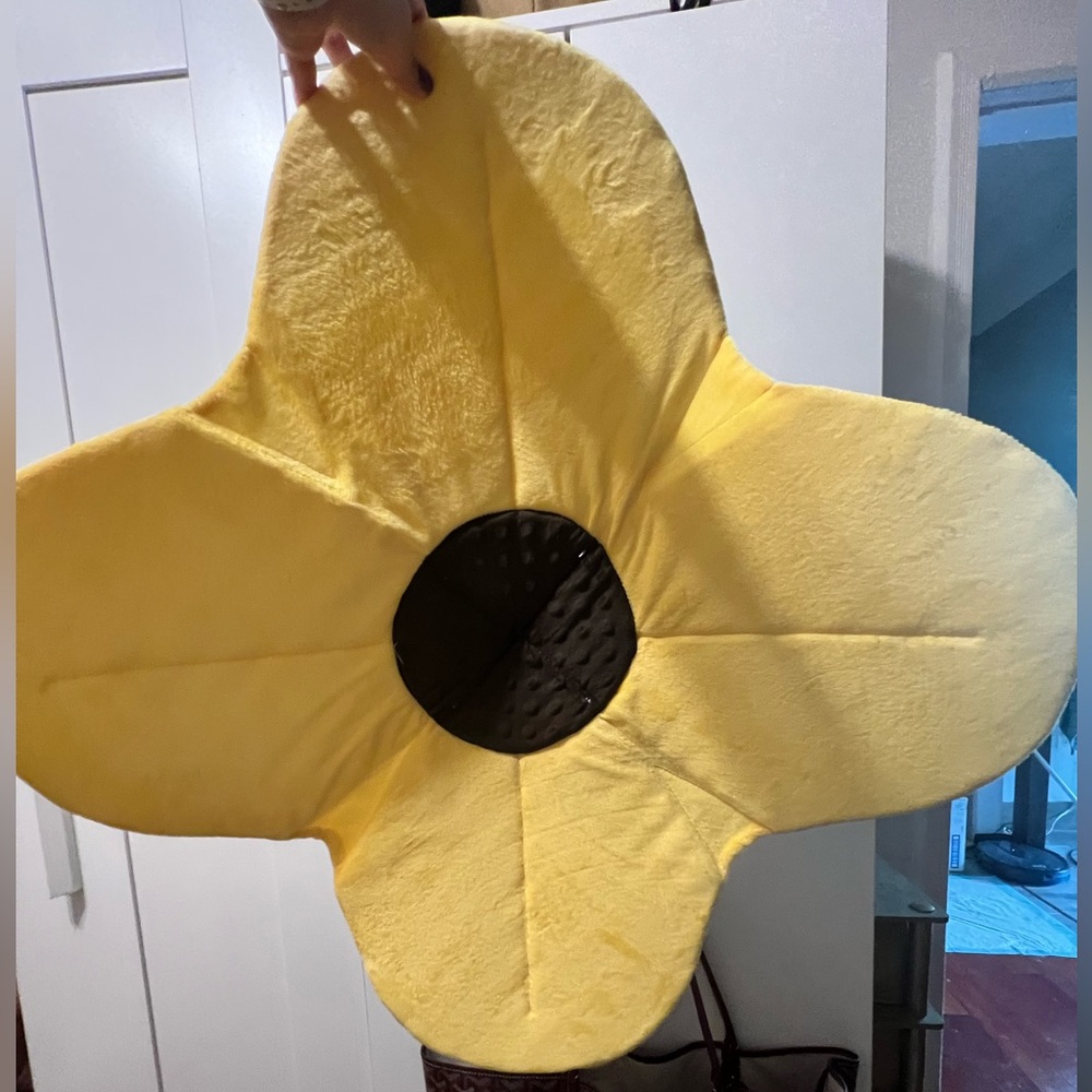 Baby bath seat Poppy Flower Yellow